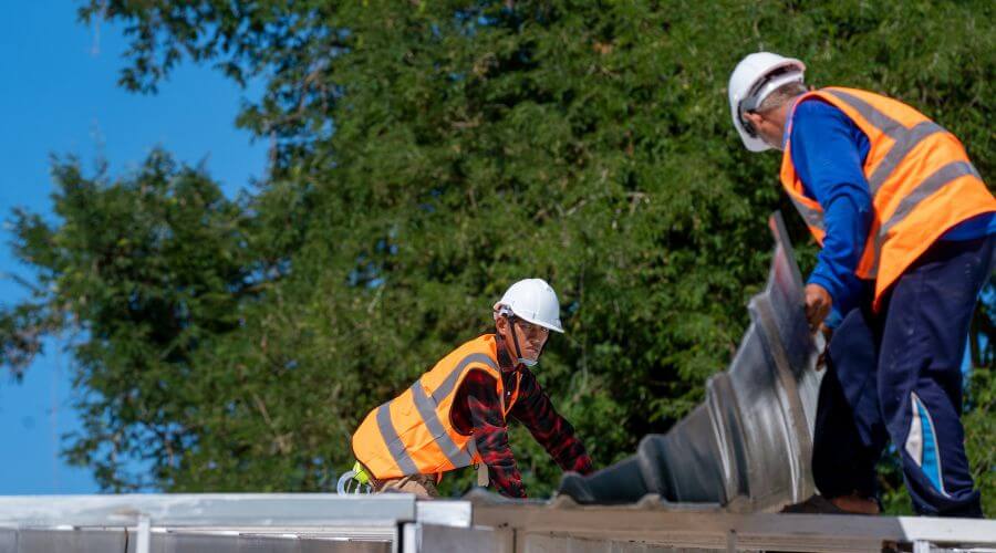 Professional Flat Roofing Installation in South Vienna, OH